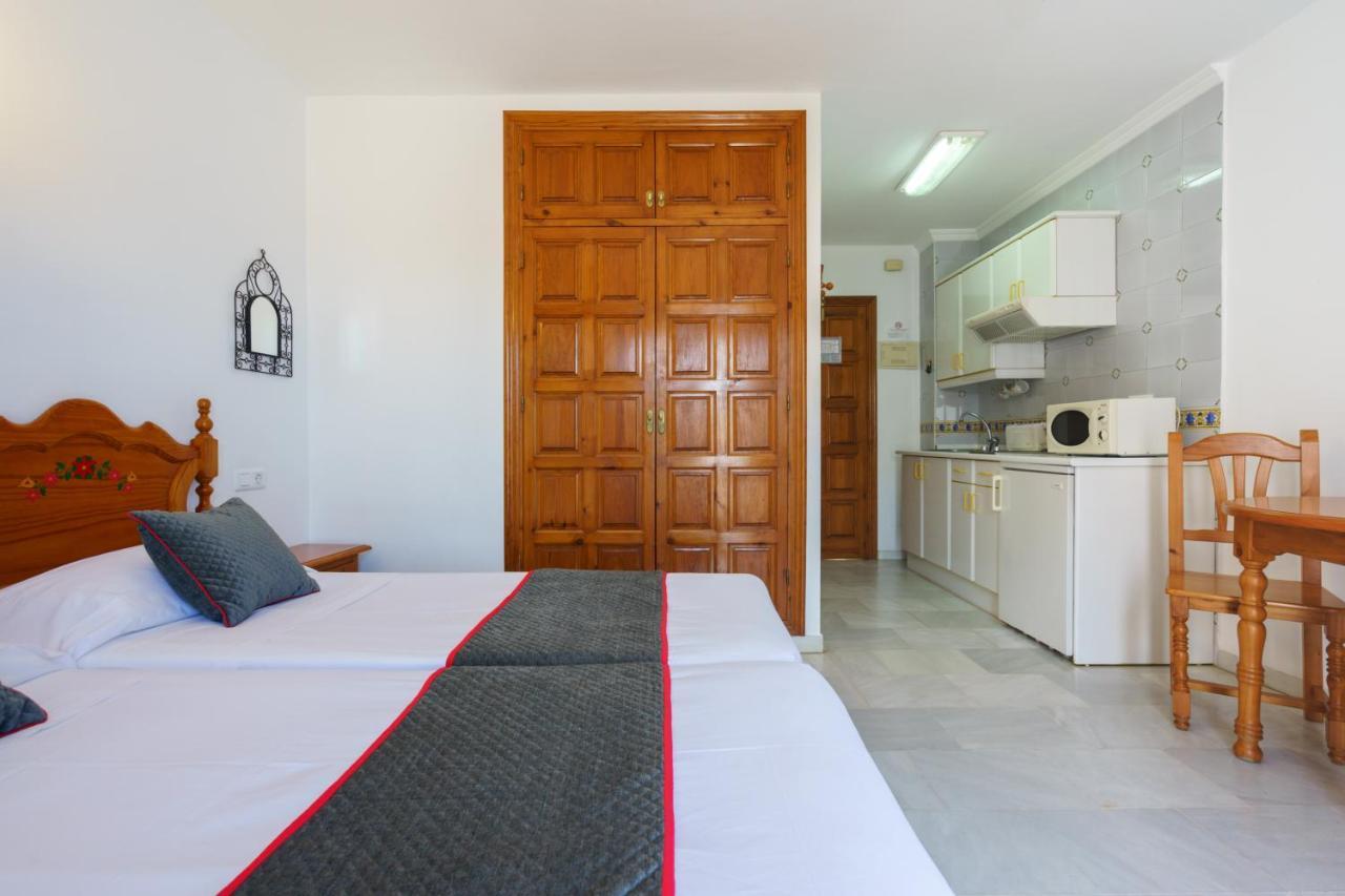 Apartamentos Pepe Mesa Nerja Eksteriør billede