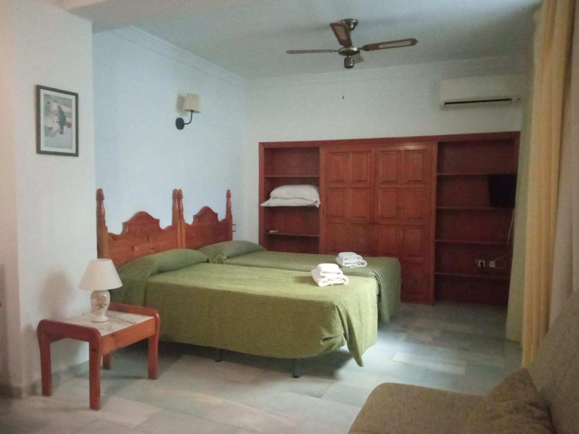 Apartamentos Pepe Mesa Nerja Eksteriør billede