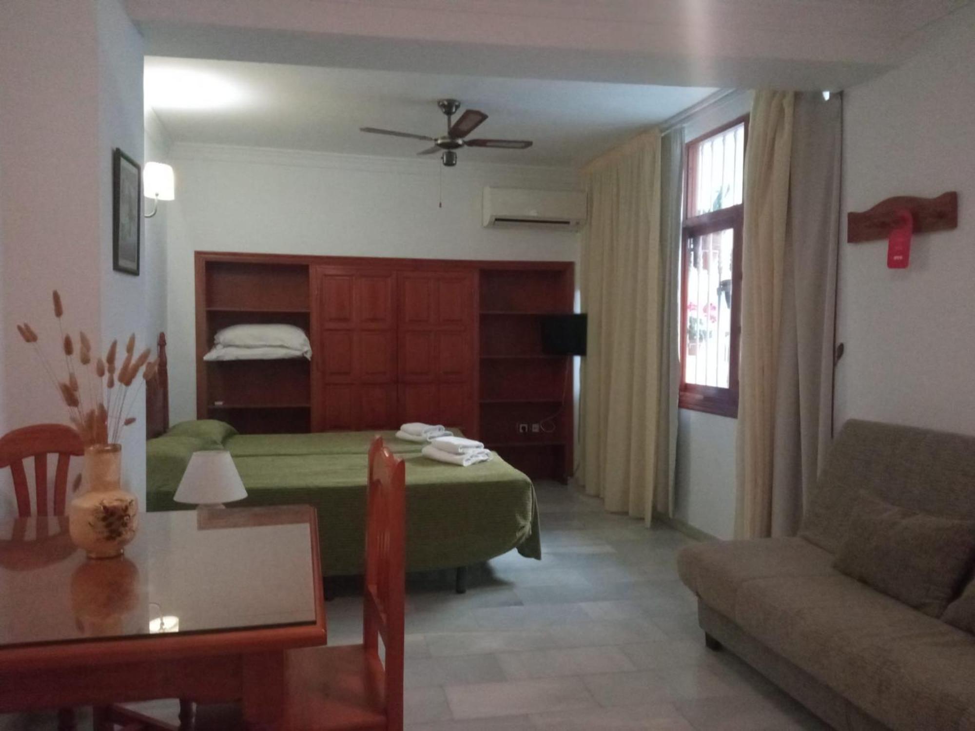 Apartamentos Pepe Mesa Nerja Eksteriør billede